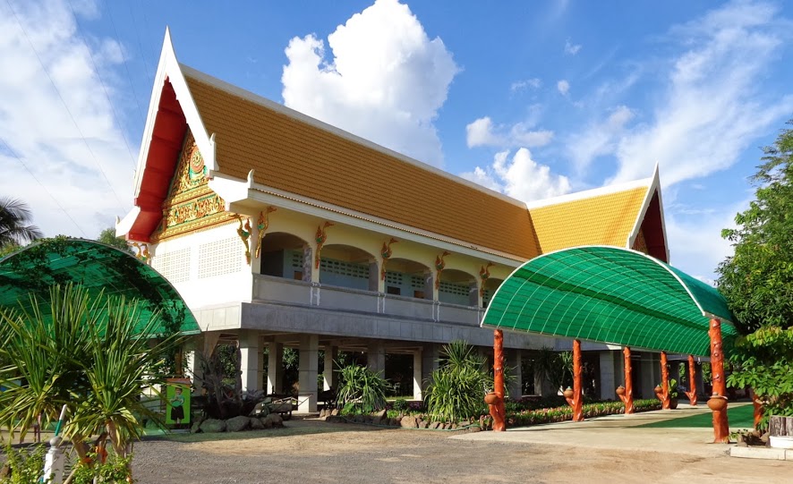 อุโบสถวัดสำโรงเกียรติ
